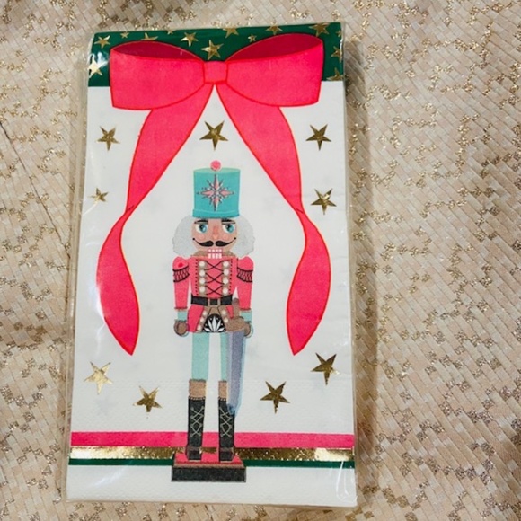 N25--New in Package Nutcracker Bright Pink Bow Stars Paper Guest Towels - Picture 1 of 5